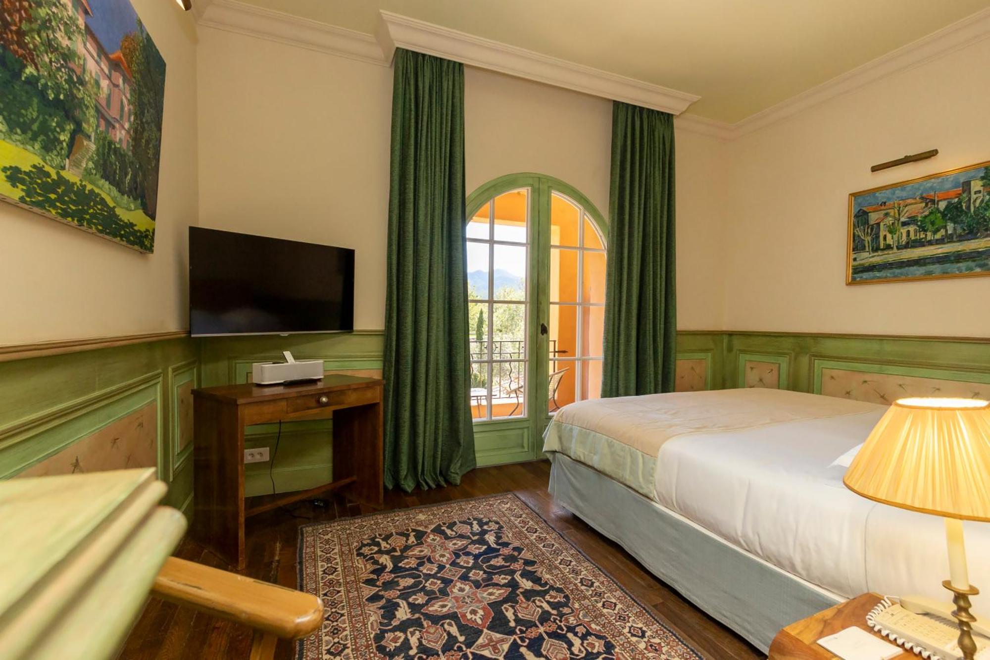 Hotel La Signoria Calvi  Pokoj fotografie